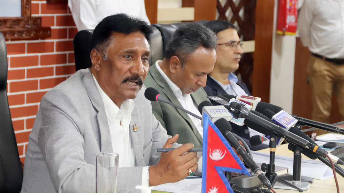 सुशासनको प्रतिबद्धतालाई पूर्णता दिन सेवा प्रवाहलाई छिटो छरितो बनाउन आवश्यक : मन्त्री भण्डारी